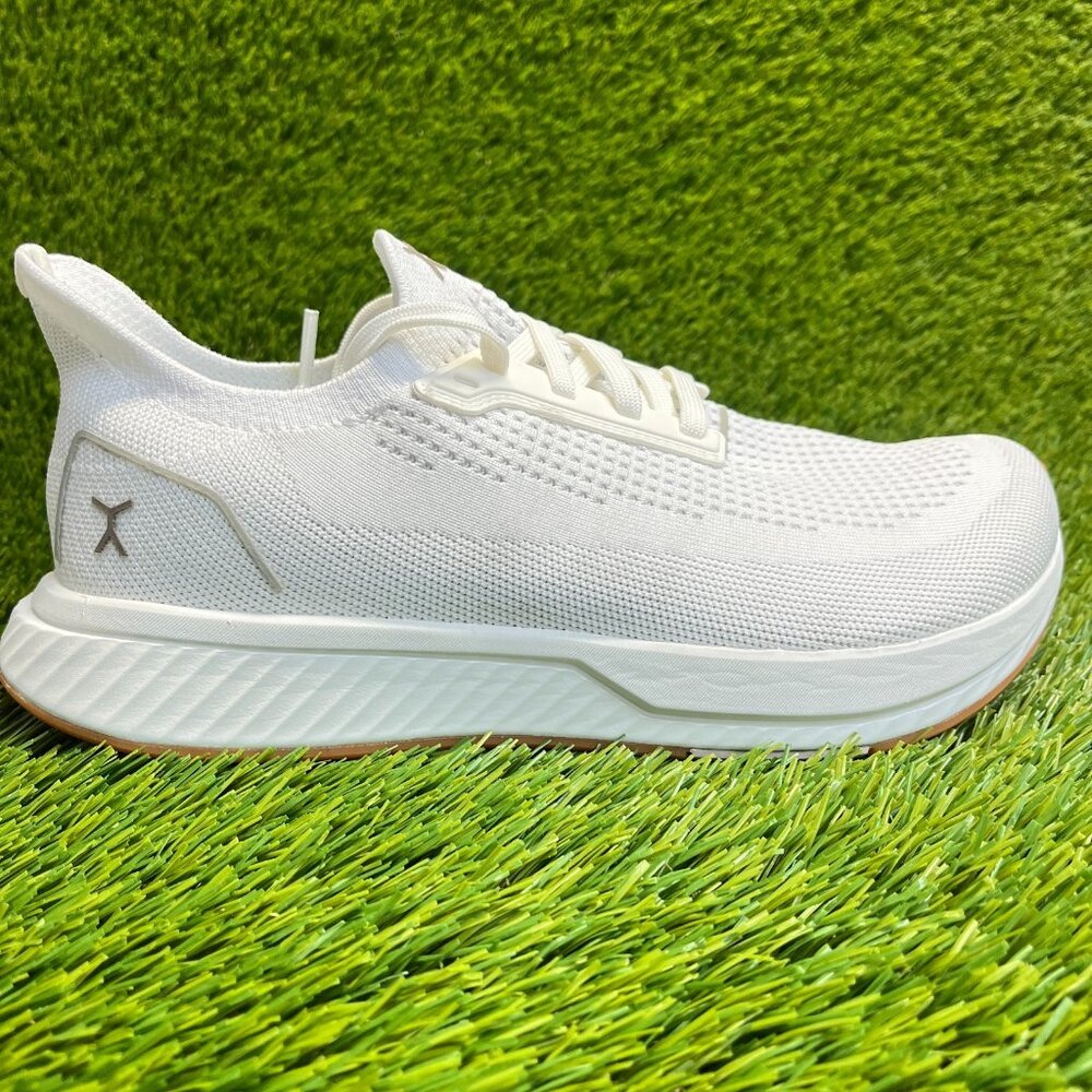 Flux Adapt Runner White Gum Mens Size 8.5 Womens Size 10 Running Workout Shoes